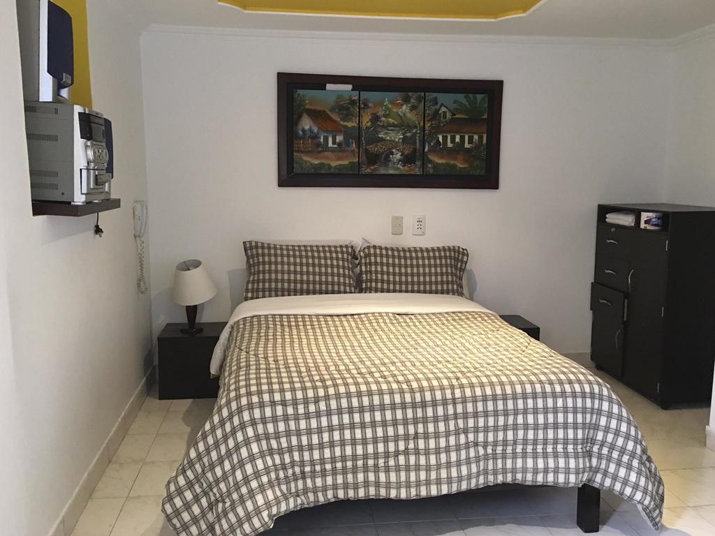 La Gran Fortaleza B&B Bogotá Exteriör bild